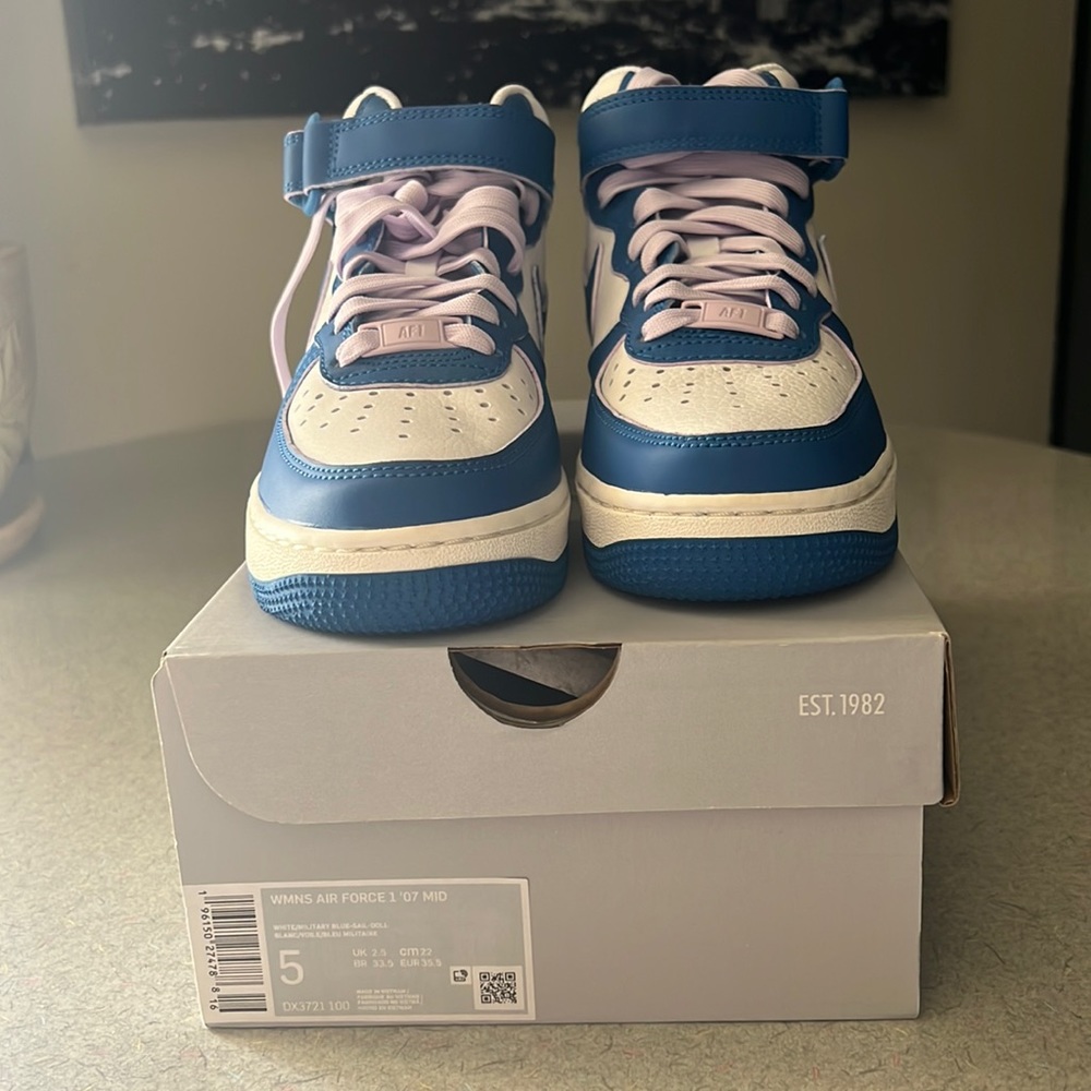 WMNS AIR FORCE 1 ‘07 MID